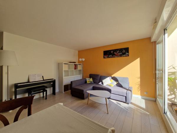 Appartement
         3 pièces
        - 68 m² Exclusivité 470 000 € *