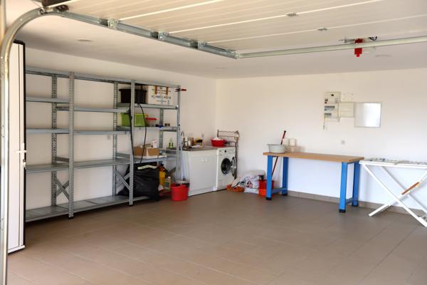 Spacieuse maison à Sarlat avec terrasse couverte, vue sur la campagne et annexe modulable