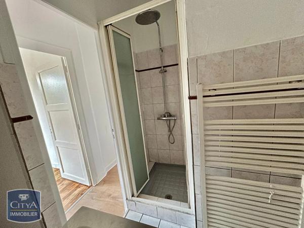 Appartement à louer 4 pièces 69.14m²