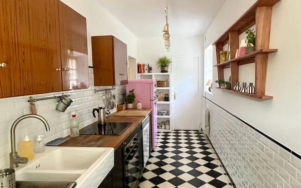 Maison à vendre    4 pièces •  Saint-Cyr-sur-Mer