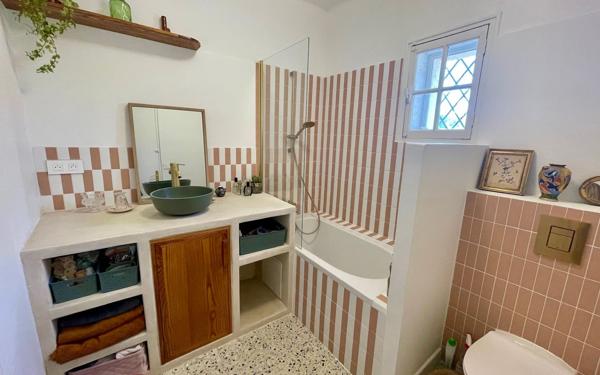 Maison à vendre    4 pièces •  Saint-Cyr-sur-Mer