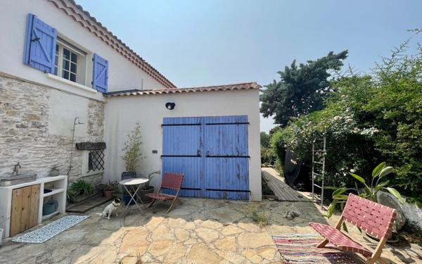 Maison à vendre    4 pièces •  Saint-Cyr-sur-Mer