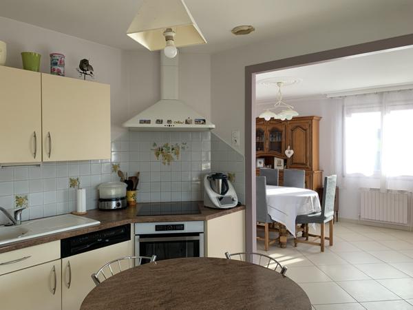 Frontonas (38290) FRONTONAS - MAISON 142 m2 sur terrain de 1004 m² AVEC SOUS-SOL ET GARAGE