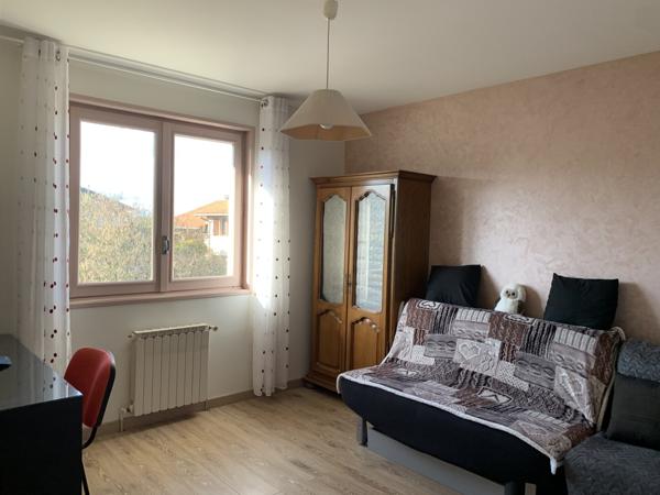 Frontonas (38290) FRONTONAS - MAISON 142 m2 sur terrain de 1004 m² AVEC SOUS-SOL ET GARAGE