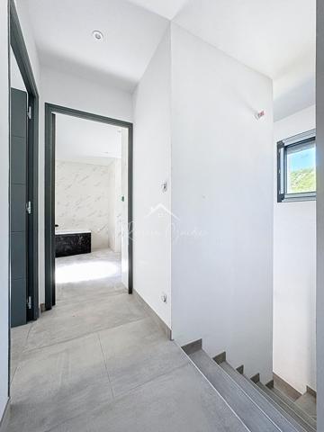 Saint-Affrique (12400) VILLA NEUVE DE 2024 TYPE 5 DE 164 M²