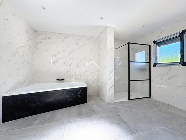 Saint-Affrique (12400) VILLA NEUVE DE 2024 TYPE 5 DE 164 M²