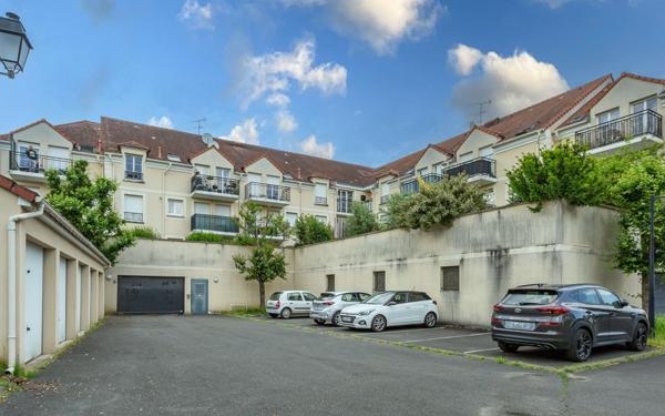 Appartement à louer    2 pièces •  Brie-Comte-Robert