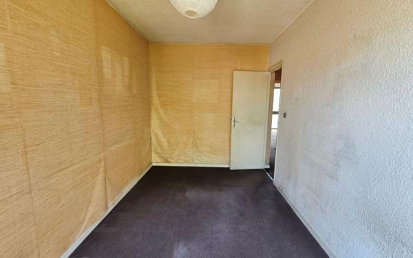 Appartement à vendre    2 pièces • 42,79 m2 Grenoble