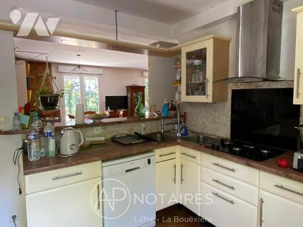Campagne de LIFFRE
Maison de 109 m² habitable sur un terrain de 2.694 m² clos et arboré.
Cette ...