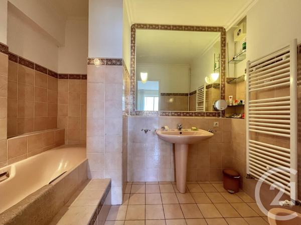 Appartement F3 à vendre  3 pièces - 98,21 m2 BIARRITZ - 64