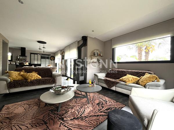 Maison à vendre Monterblanc centre, de style contemporaine, 143 m² environ, 4 chambres