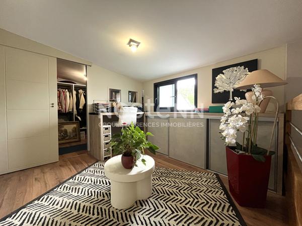 Maison à vendre Monterblanc centre, de style contemporaine, 143 m² environ, 4 chambres