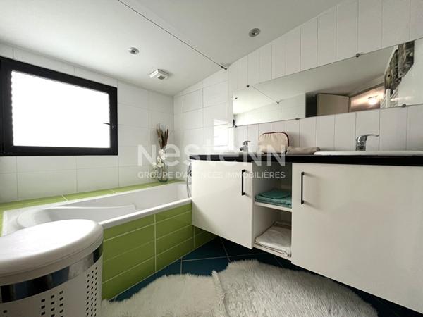 Maison à vendre Monterblanc centre, de style contemporaine, 143 m² environ, 4 chambres