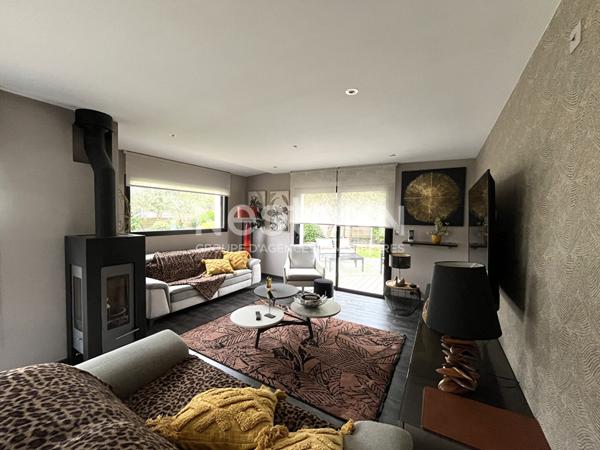 Maison à vendre Monterblanc centre, de style contemporaine, 143 m² environ, 4 chambres
