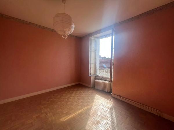 Vente Immeuble 5 pièces 120 m2 à Fontenay-Trésigny