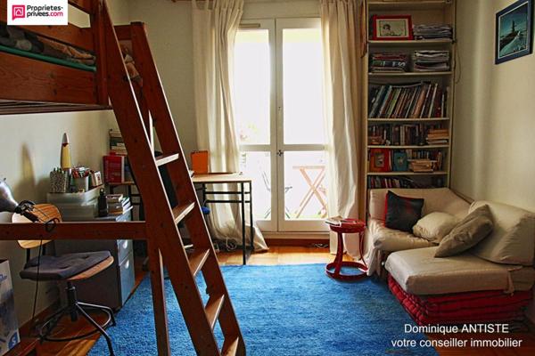 Appartement  Duplex Pantin 4 pièce(s) 116 m2 avec  cave et parking
