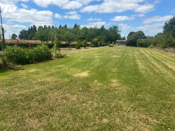 Maison de plain-pied avec 3 chambres + bureau