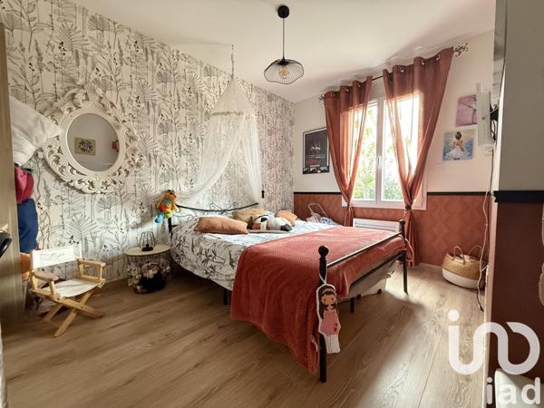 House for sale 4 rooms 100 m² Bayon-sur-Gironde