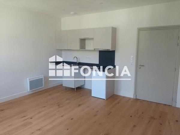 Location Appartement 2 pièces 35.7 m² - 5 RUE ROBERT TRIGER Le Mans 72000