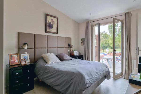 Saint-Symphorien-D'Ozon - Maison meublée et climatisées de 67,46 m² - 2 Chambres - Piscines - Jardin