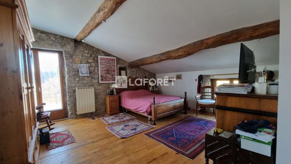 Achat maison Saint-Christol-lès-Alès - 8 pièce(s) - 187 m² - 409 000 €
