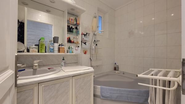 Maison 5 pièces - 85 m²