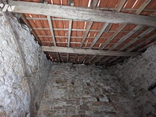 Tour médiévale à restaurer CALVIGNAC