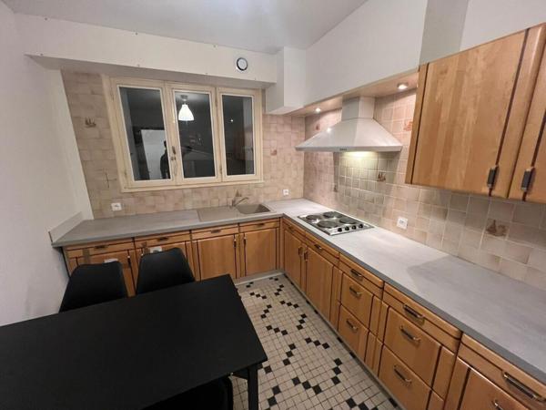 Immeuble de rapport sécurisé, Rendement de 8.25 % brut - Bègles centre 870 000 € H.A.I.*