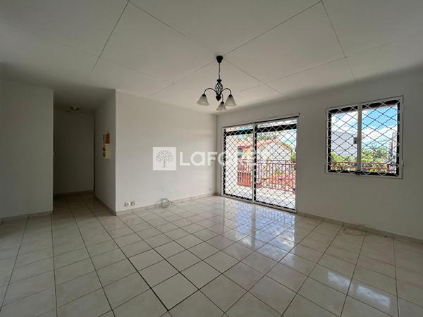 Achat immeuble près de CAYENNE - 10 pièce(s) - 360 m² - 357 600 €
