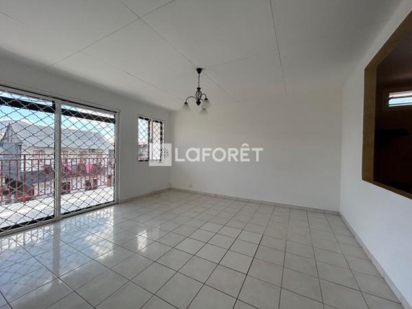 Achat immeuble près de CAYENNE - 10 pièce(s) - 360 m² - 357 600 €