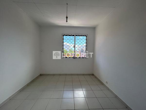 Achat immeuble près de CAYENNE - 10 pièce(s) - 360 m² - 357 600 €