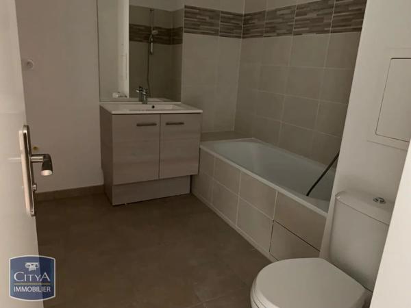 Appartement à louer 2 pièces 45.01m²