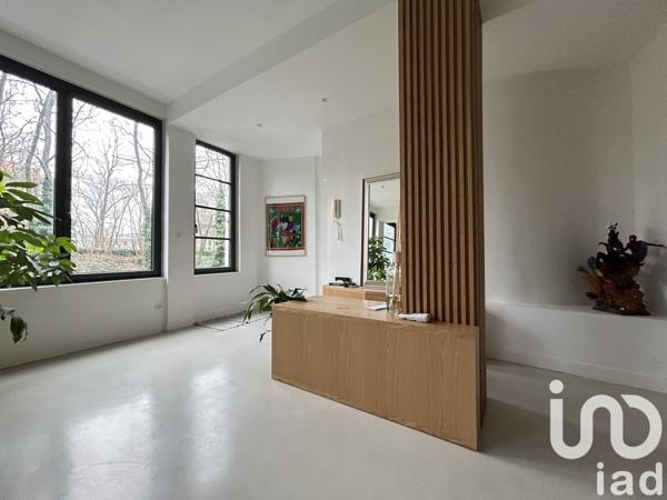 Appartement 5 pièces de 212 m² à Paris (75020)