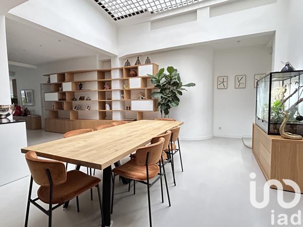 Appartement 5 pièces de 212 m² à Paris (75020)