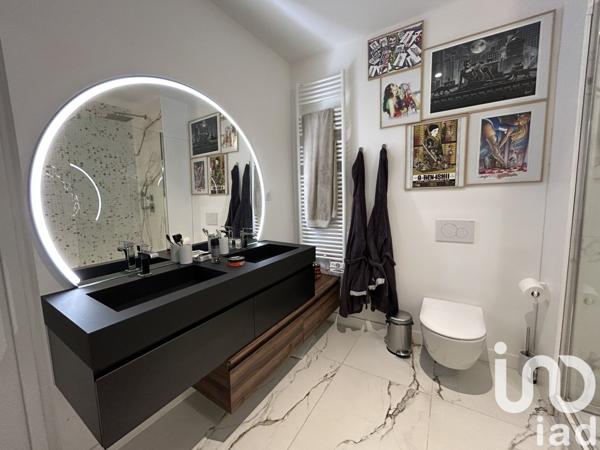 Appartement 5 pièces de 212 m² à Paris (75020)