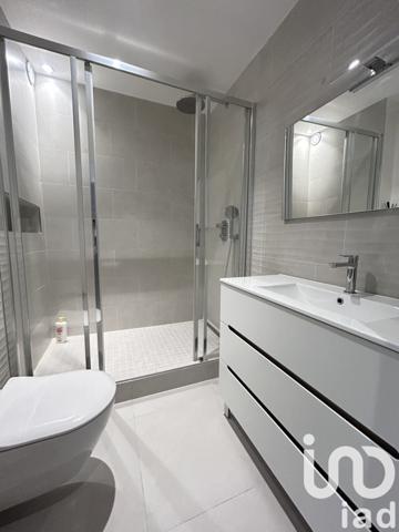 Appartement 5 pièces de 212 m² à Paris (75020)