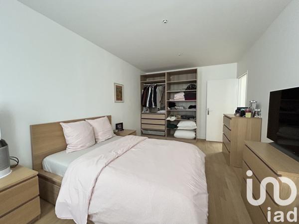 Appartement 5 pièces de 212 m² à Paris (75020)