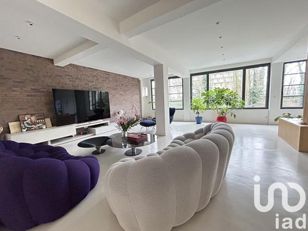 Appartement 5 pièces de 212 m² à Paris (75020)