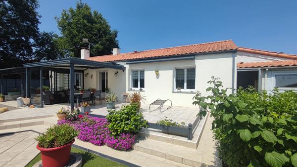 Maison Le Poire Sur Vie 5 pièce(s) 116 m2