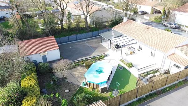 Maison Le Poire Sur Vie 5 pièce(s) 116 m2