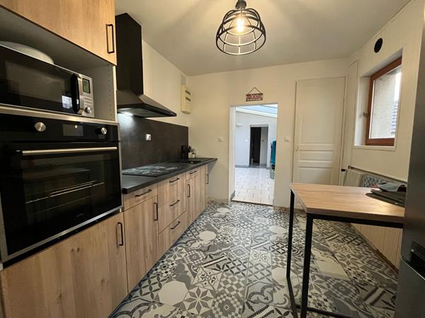 Maison 5 pièces 111.48 m2