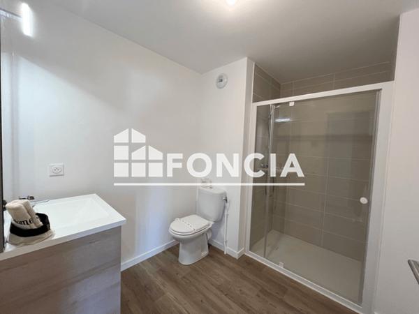 Location Appartement 2 pièces 44.14 m² - Laval 53000