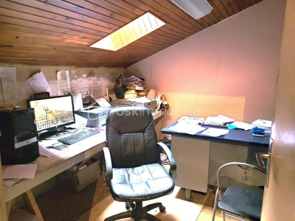 Local commercial de 359,99 m²