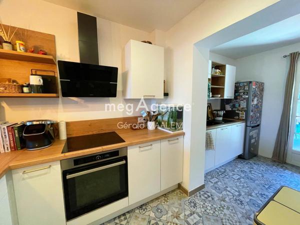 Maison à ROQUEBRUNE-SUR-ARGENS, 83520 - 6 pièces 113m²