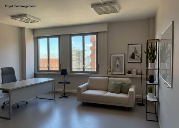 Bureau 22 pièces - 421 m²