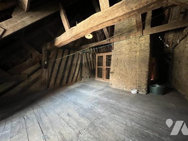 MAISON DE BOURG A VENDRE