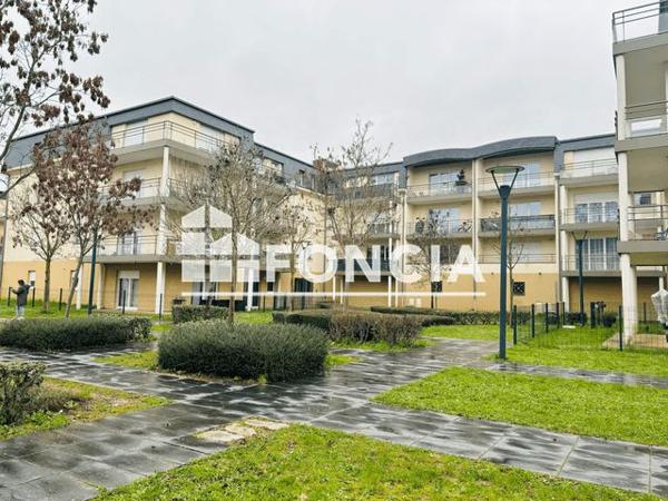 Location Appartement 3 pièces 79.65 m² - 6 PLACE KARINE RUBY Evreux 27000