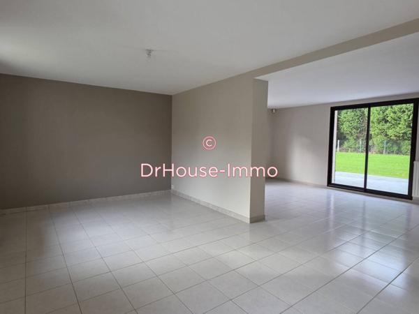 Maison à louer 7 pièces de 152 m²