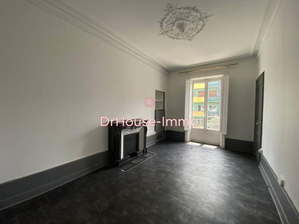 Bureau à louer 4 pièces de 84 m²