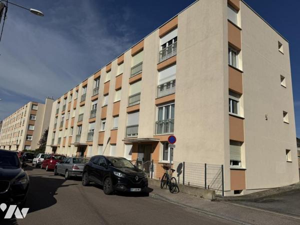 DRAPEAU - Charmant Type 2 loué 